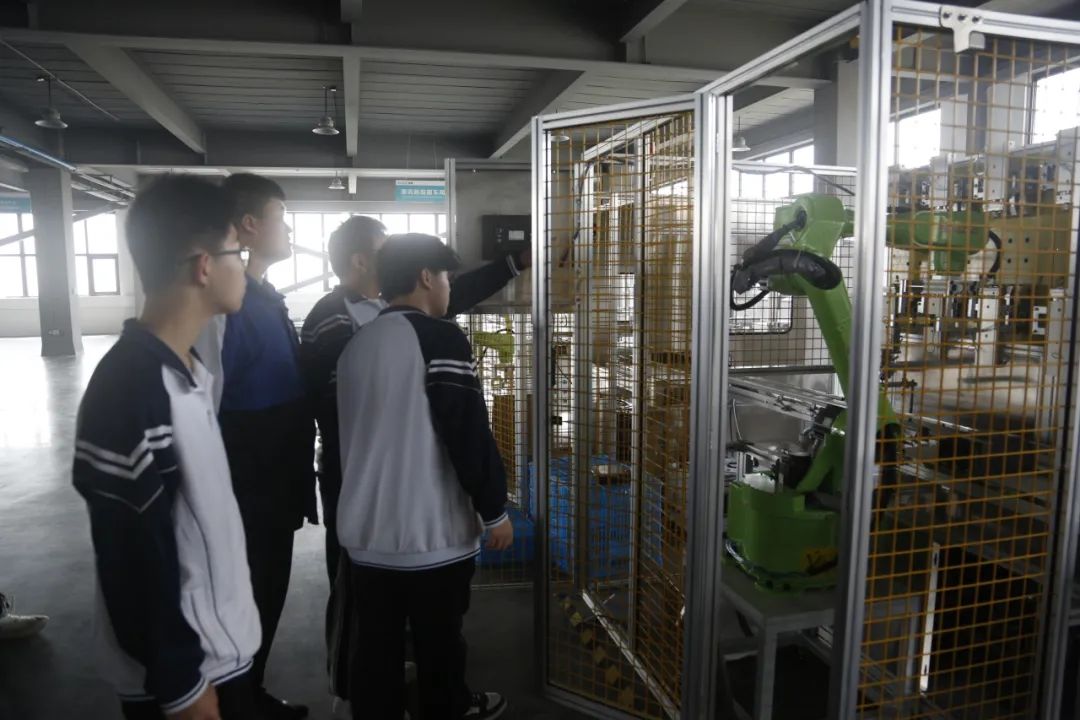 共筑技梦之桥 ，实现合作共赢 | 温州市才华技工学校&赛德电气有限公司校企合作签约成功