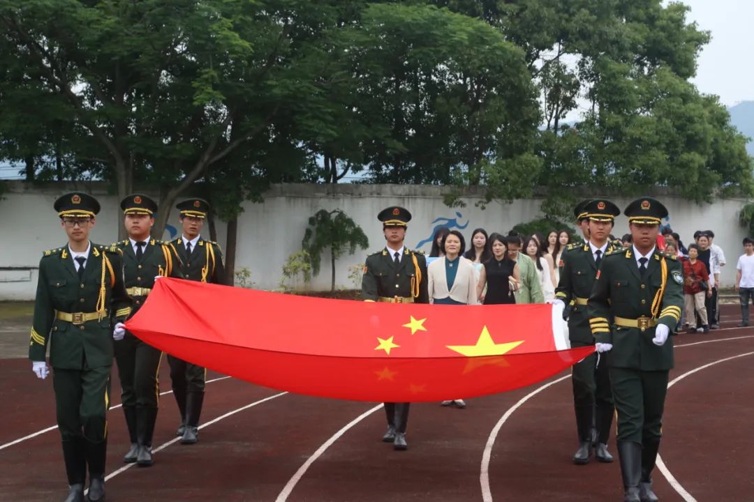 十八而志 逐梦未来|温州市才华技工学校高三成人礼圆满举行